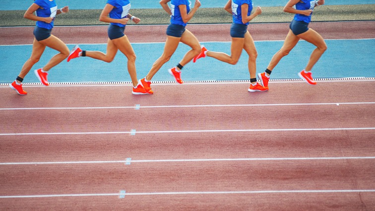 古尔芬克尔独造3球费利佩双响 蓉城4-1大胜海港